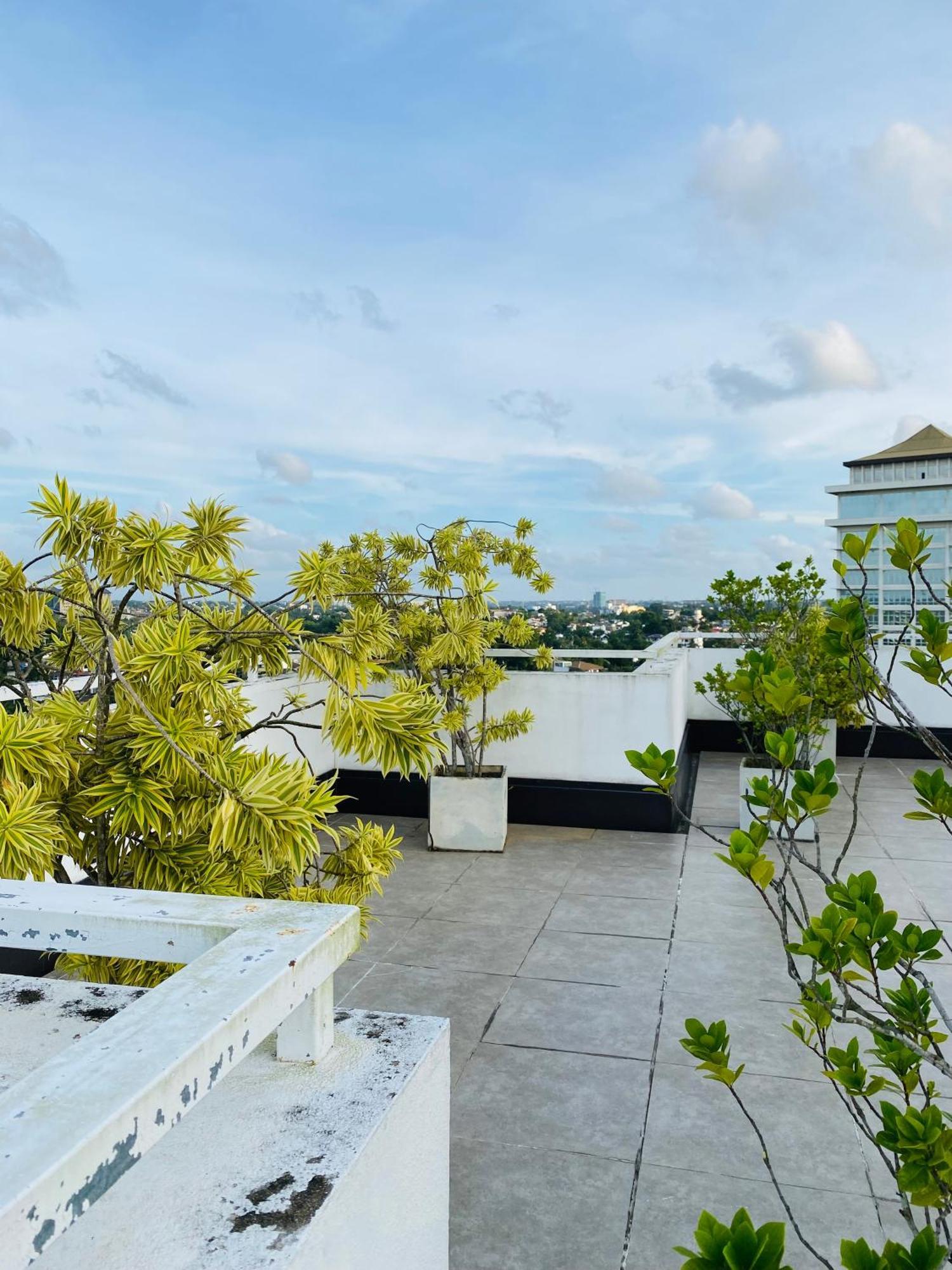 Green City Residence Talangama South Εξωτερικό φωτογραφία